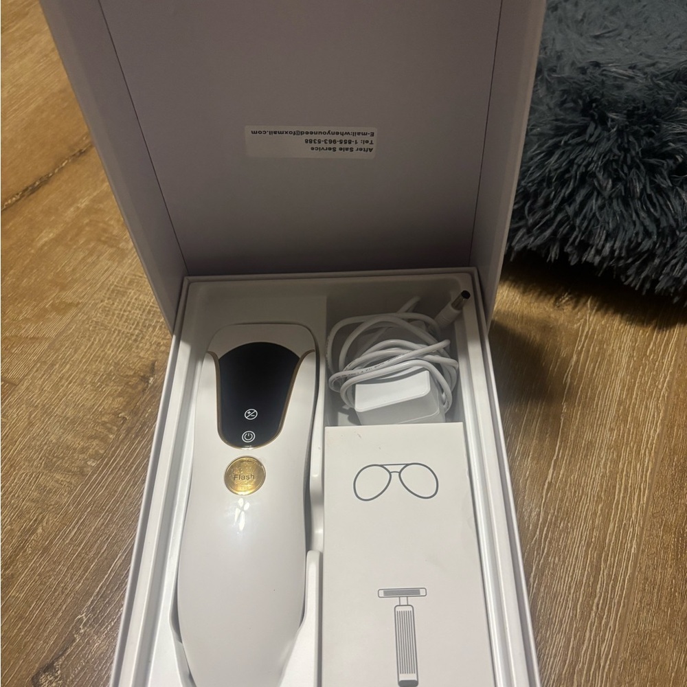 Laser hair remover